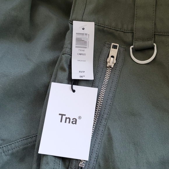Aritzia TNA Cargo Jogger Sargesse Color - Picture 4 of 11